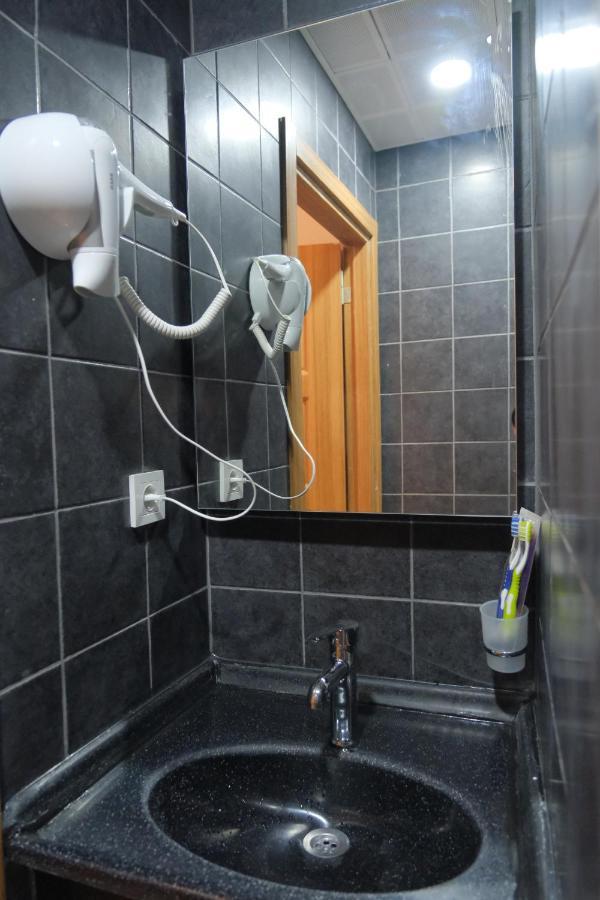Adamantides Hotel Istanbul Eksteriør bilde